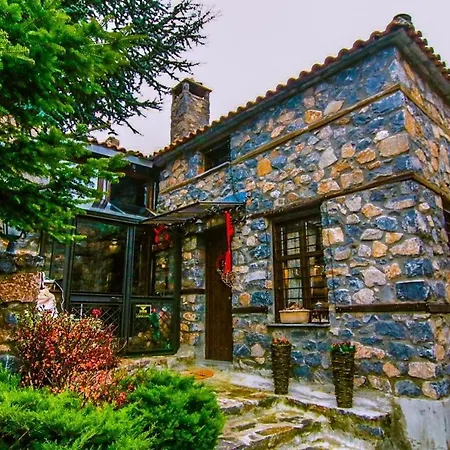 Charming 3-storey Loft With Fireplace Agios Athanasios (Pella)