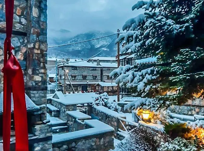 Charming 3-storey Loft With Fireplace *